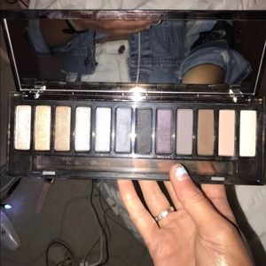 Urban Decay Naked Smokey eye  Eyeshadow palette